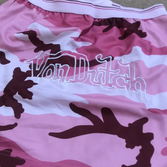🌸NEW🌸 Von Dutch Vintage Logo Pink Camouflage Skirt - Picture 10 of 14